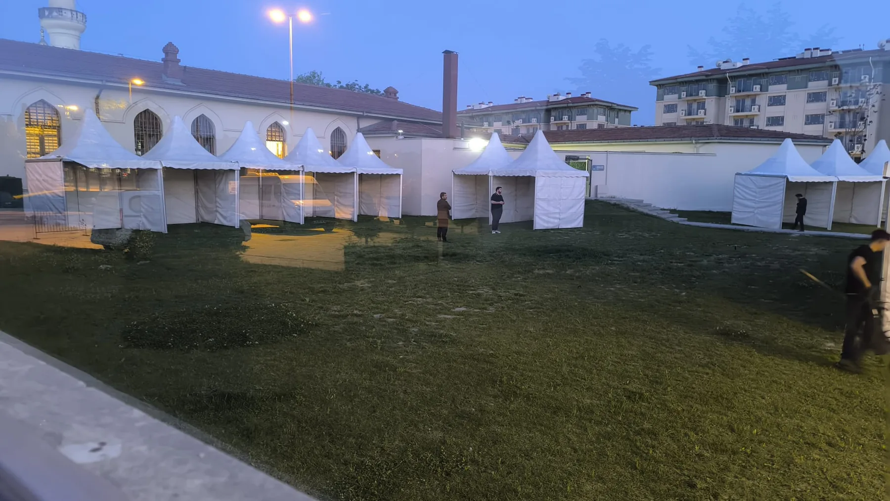 3 metre kubbeli çadır kiralama ve kurulum uygulaması 3